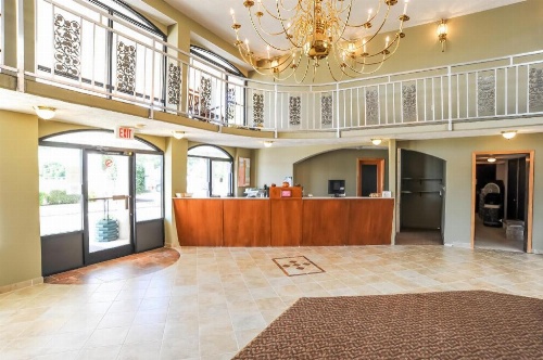 Americana Inn image 5